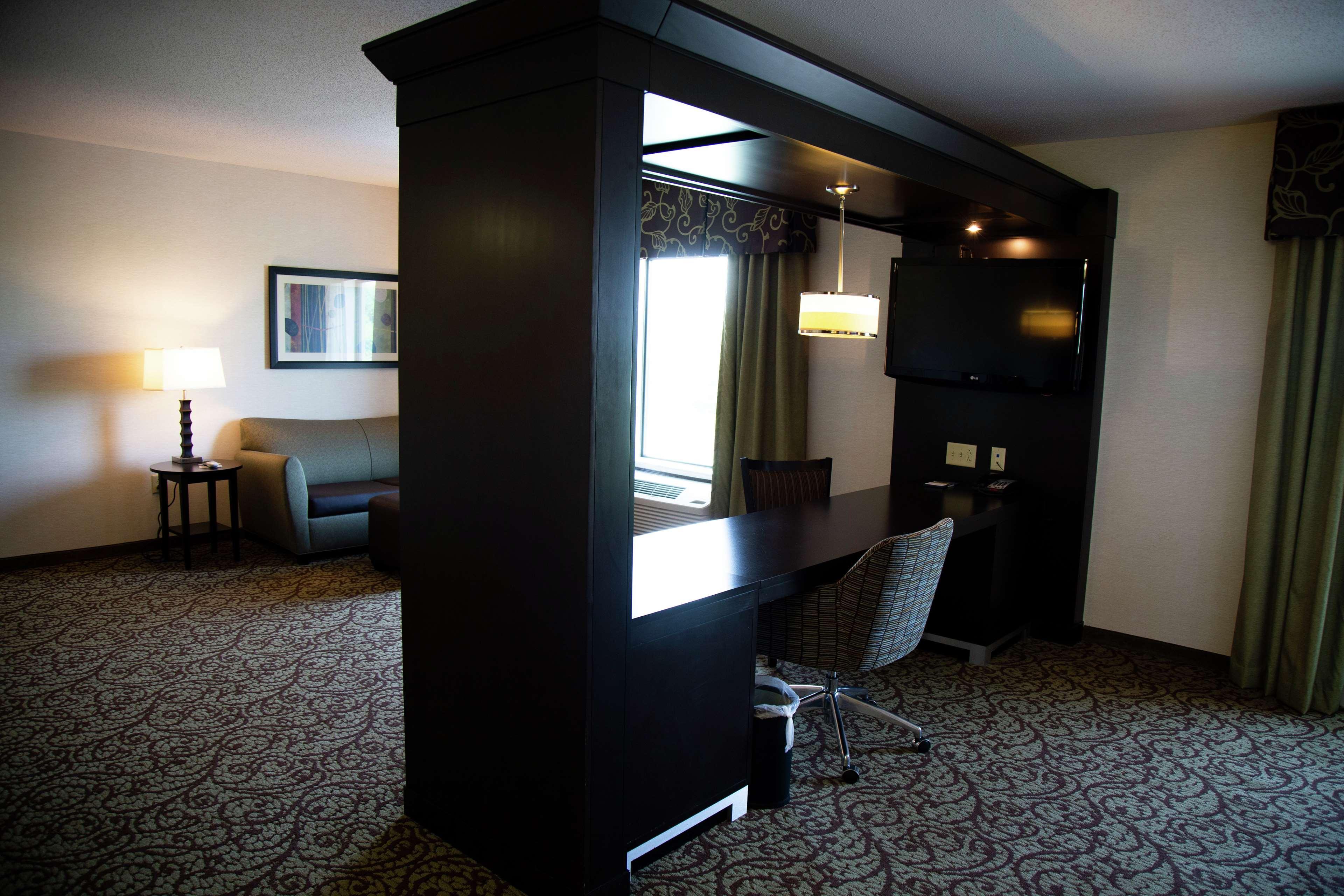 Hampton Inn & Suites Sharon West Middlesex Dış mekan fotoğraf