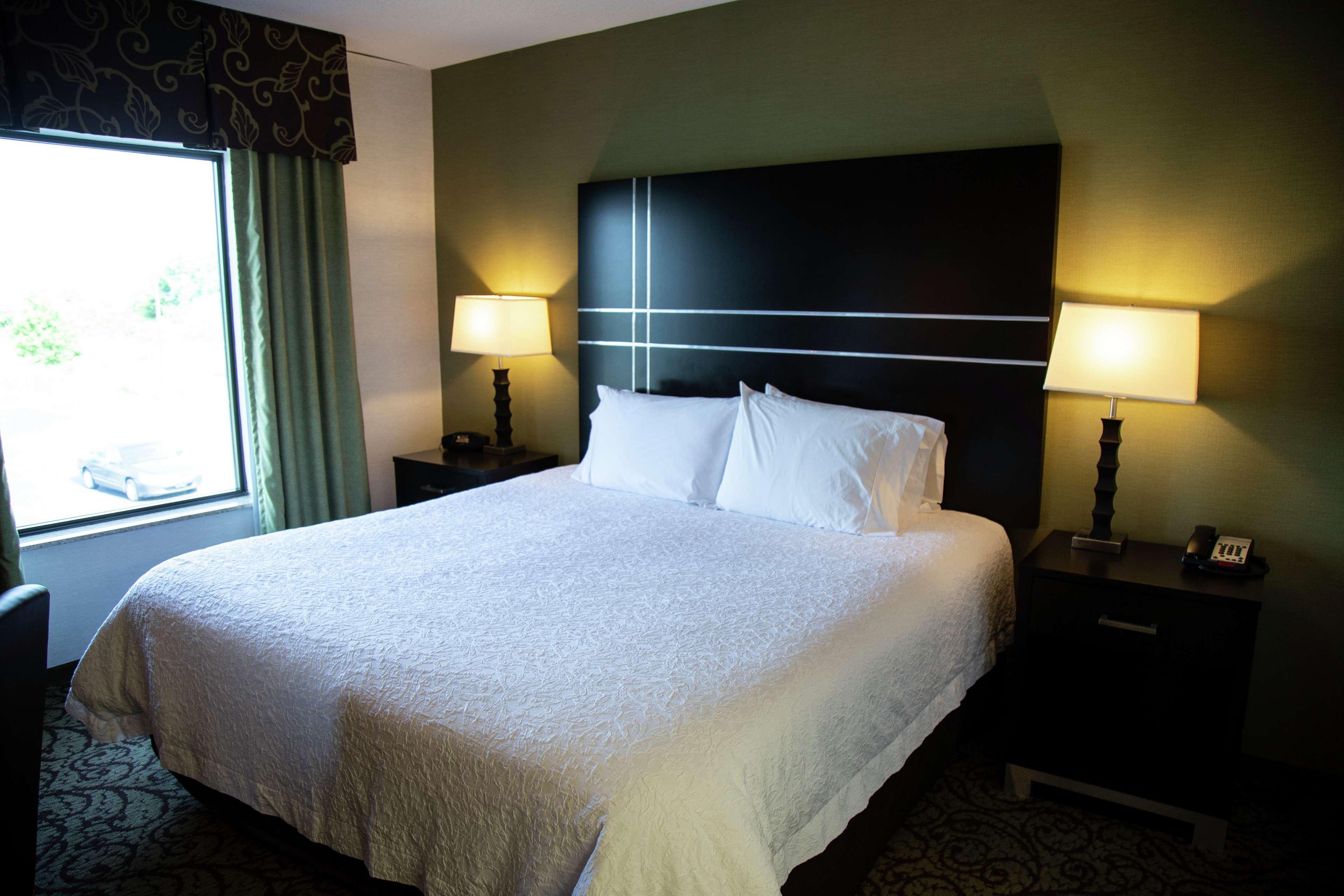 Hampton Inn & Suites Sharon West Middlesex Dış mekan fotoğraf