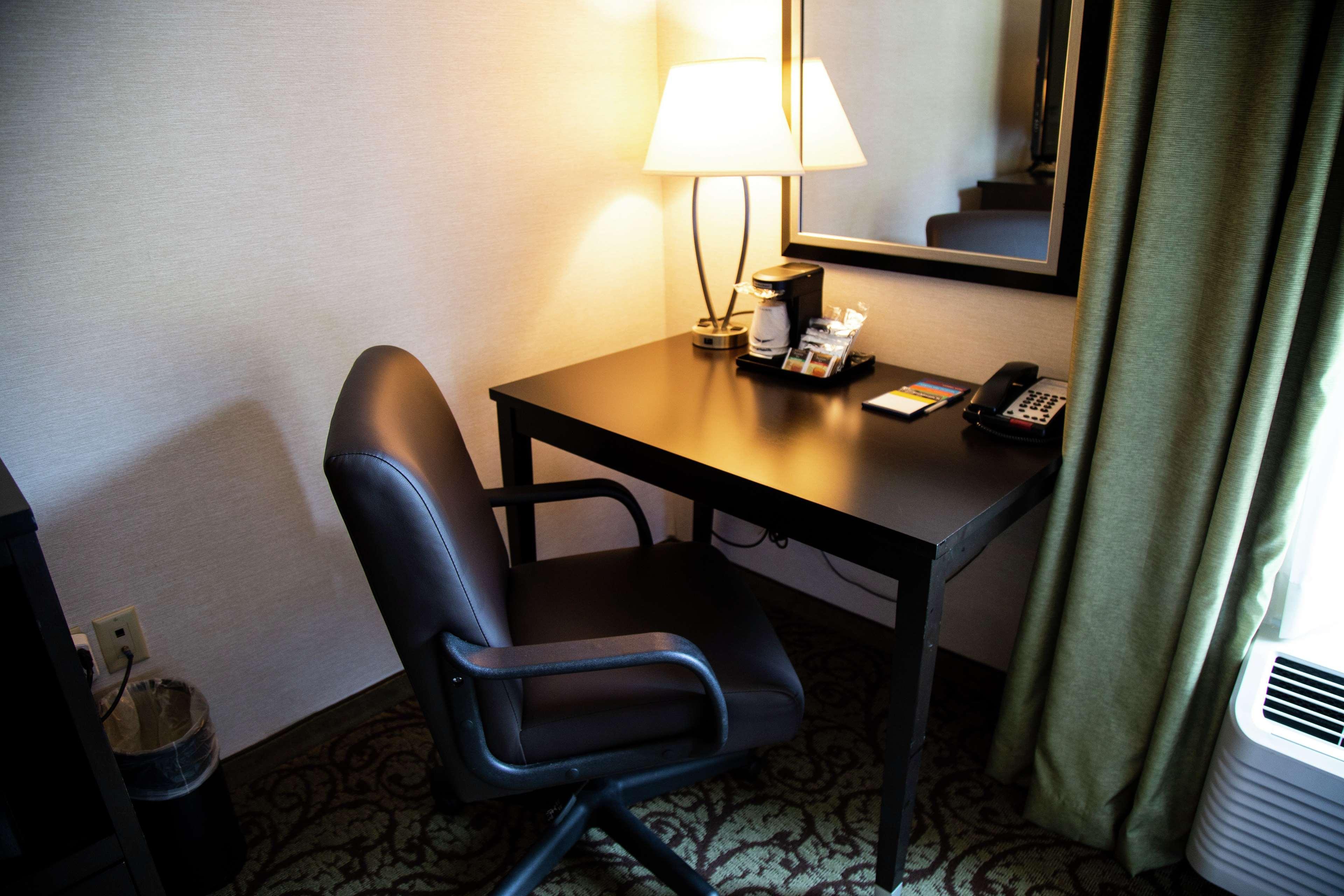 Hampton Inn & Suites Sharon West Middlesex Dış mekan fotoğraf